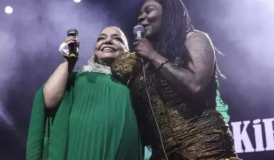 Kibariye ile Buika’dan tarihi İstanbul konseri