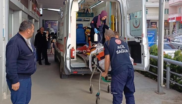 16 yaşındaki kızı ağır yaralayıp intihar etti